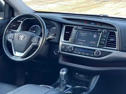 Toyota Highlander 2019 года за 19 000 000 тг. в Астана – фото 19