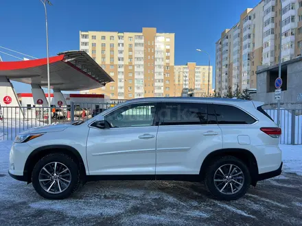 Toyota Highlander 2019 года за 19 000 000 тг. в Астана – фото 3