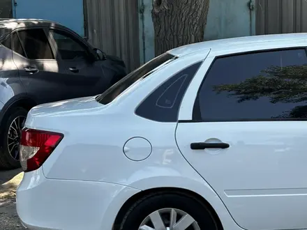 ВАЗ (Lada) Granta 2190 2013 года за 2 300 000 тг. в Семей – фото 2