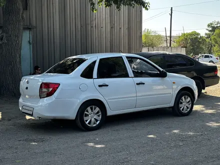 ВАЗ (Lada) Granta 2190 2013 года за 2 300 000 тг. в Семей – фото 4