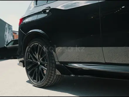 BMW X5 2021 года за 39 700 000 тг. в Костанай – фото 11