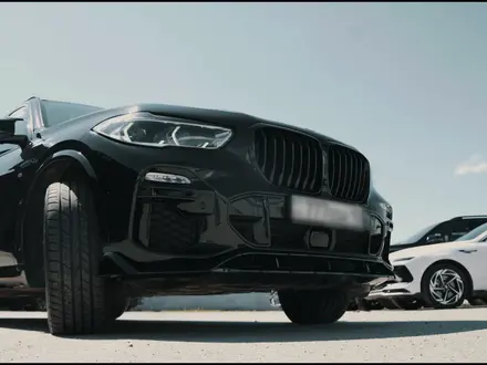 BMW X5 2021 года за 39 700 000 тг. в Костанай – фото 3