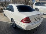 Mercedes-Benz C 200 2003 годаүшін2 100 000 тг. в Актау – фото 4