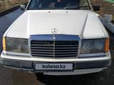 Mercedes-Benz E 200 1991 года за 1 400 000 тг. в Караганда – фото 2