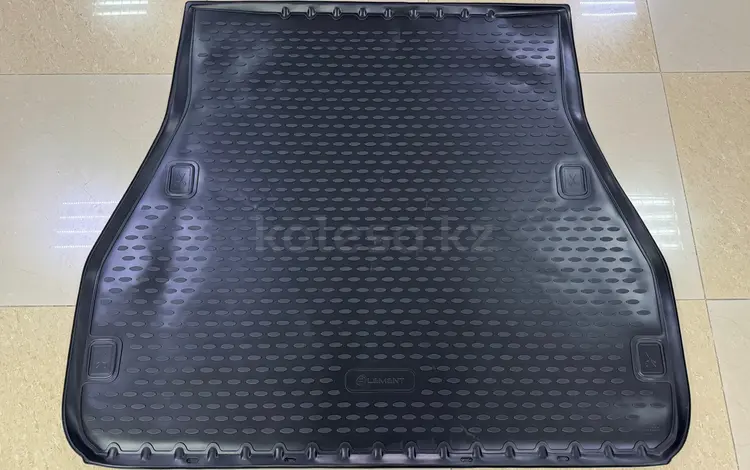 Полик багажника на LEXUS LX600 за 29 000 тг. в Уральск