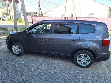 Chevrolet Orlando 2013 года за 5 200 000 тг. в Атырау – фото 2