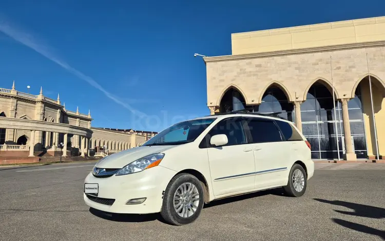 Toyota Sienna 2009 года за 8 400 000 тг. в Атырау