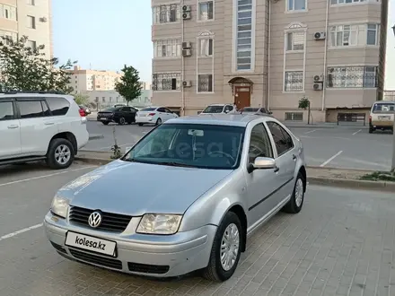 Volkswagen Bora 2004 года за 1 500 000 тг. в Актау – фото 2