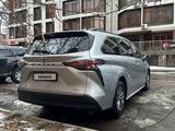 Toyota Sienna 2021 года за 29 500 000 тг. в Алматы – фото 2