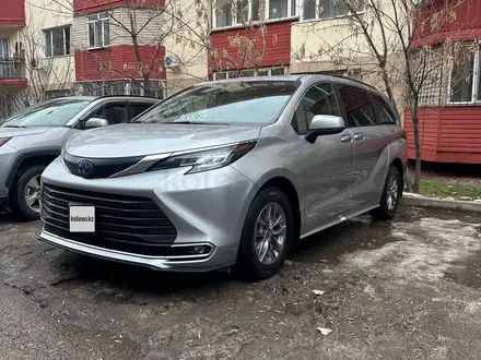 Toyota Sienna 2021 года за 29 500 000 тг. в Алматы – фото 7