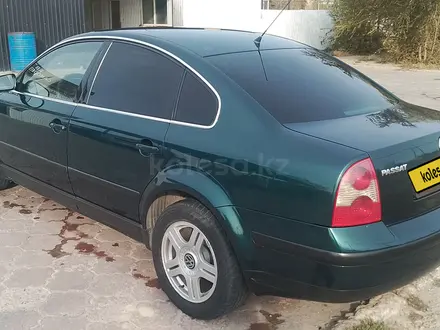 Volkswagen Passat 2002 года за 2 700 000 тг. в Байконыр – фото 5