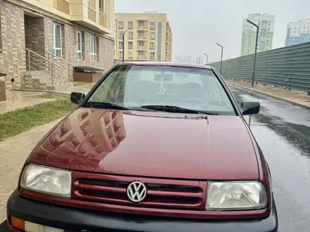 Volkswagen Vento 1993 года за 1 590 000 тг. в Туркестан – фото 7