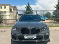 BMW X5 M 2021 года за 55 000 000 тг. в Алматы