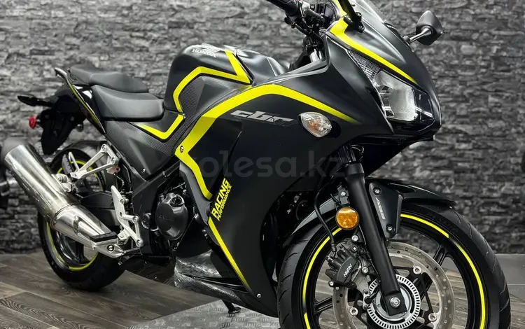 Honda  CBR 300 R 2015 года за 2 150 000 тг. в Алматы