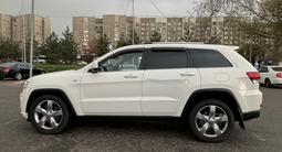 Jeep Grand Cherokee 2012 года за 12 600 000 тг. в Алматы – фото 4