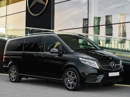Mercedes-Benz V 300 2024 года за 57 500 000 тг. в Астана – фото 3