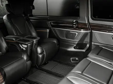 Mercedes-Benz V 300 2024 года за 57 500 000 тг. в Астана – фото 4