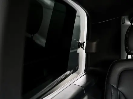 Mercedes-Benz V 300 2024 года за 57 500 000 тг. в Астана – фото 18