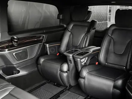 Mercedes-Benz V 300 2024 года за 57 500 000 тг. в Астана – фото 12