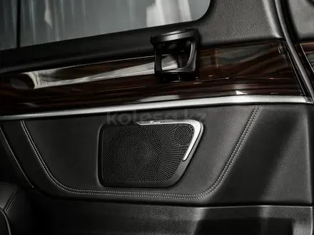 Mercedes-Benz V 300 2024 года за 57 500 000 тг. в Астана – фото 11