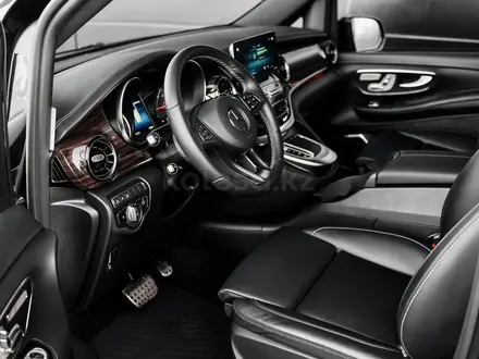 Mercedes-Benz V 300 2024 года за 57 500 000 тг. в Астана – фото 24