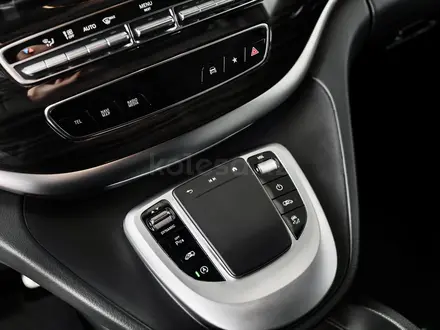 Mercedes-Benz V 300 2024 года за 57 500 000 тг. в Астана – фото 32