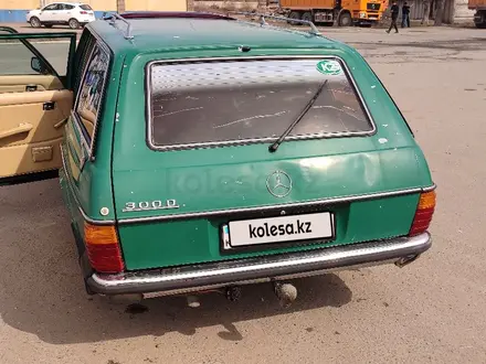 Mercedes-Benz E 300 1979 года за 2 000 000 тг. в Семей – фото 3