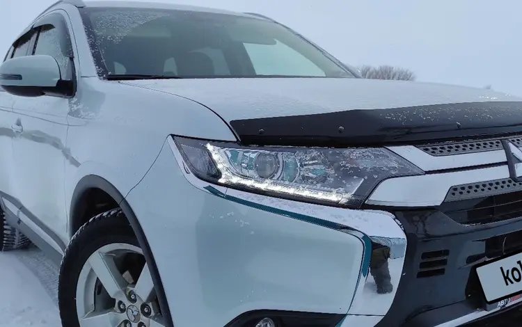 Mitsubishi Outlander 2020 года за 14 000 000 тг. в Костанай