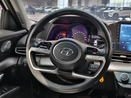 Hyundai Elantra 2022 года за 7 700 000 тг. в Алматы – фото 12