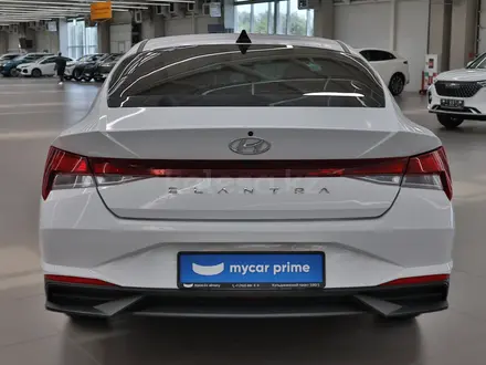 Hyundai Elantra 2022 года за 7 700 000 тг. в Алматы – фото 5
