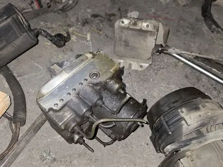 АБС ОПЕЛЬ вектра за 15 000 тг. в Караганда