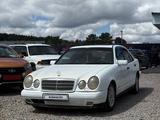 Mercedes-Benz E 240 1998 года за 2 000 000 тг. в Кокшетау – фото 2