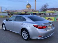 Lexus ES 300h 2012 года за 8 300 000 тг. в Актау