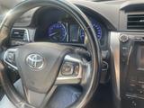 Toyota Camry 2015 года за 12 900 000 тг. в Петропавловск – фото 2