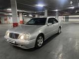 Mercedes-Benz E 320 2001 годаfor3 800 000 тг. в Актау – фото 4