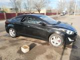 Hyundai Elantra 2015 года за 3 300 000 тг. в Уральск