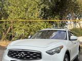 Infiniti FX35 2011 года за 8 800 000 тг. в Алматы – фото 2