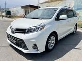 Toyota Sienna 2015 года за 14 200 000 тг. в Алматы – фото 2