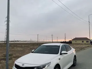 Kia Optima, 2019