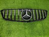 Решетка радиатора W204 GT ХРОМ Мерседес-Бенз Mercedes-Benz Мерс 204 за 3 000 тг. в Алматы – фото 2