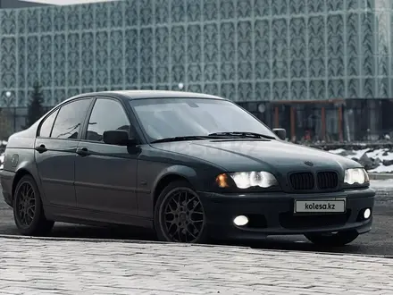 BMW 320 1998 года за 3 500 000 тг. в Караганда