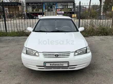 Toyota Camry 1997 года за 3 150 000 тг. в Алматы