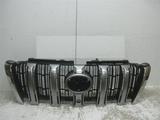 Решетка радиатора (Хром, под камеру) Prado 150 2013- за 35 000 тг. в Алматы