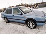 Volkswagen Vento 1993 годаfor1 700 000 тг. в Жезказган – фото 2