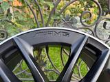Оригинальные диски R20 AMG на Mercedes W213 E-Class E43, E53, E63 Мерседес за 825 000 тг. в Алматы – фото 5