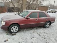 Mercedes-Benz E 220 1992 года за 2 600 000 тг. в Караганда