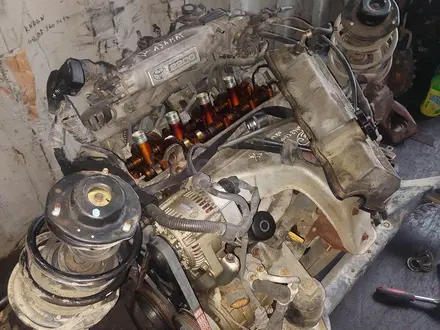 Двигатель матор тойота камри 10 2.2 объём 5S-FE за 400 000 тг. в Алматы – фото 7