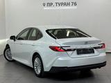 Toyota Camry Elegance 2024 года за 15 200 000 тг. в Астана – фото 2
