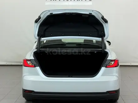 Toyota Camry Elegance 2024 года за 15 200 000 тг. в Астана – фото 10