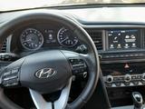 Hyundai Elantra 2020 годаүшін7 700 000 тг. в Алматы – фото 2